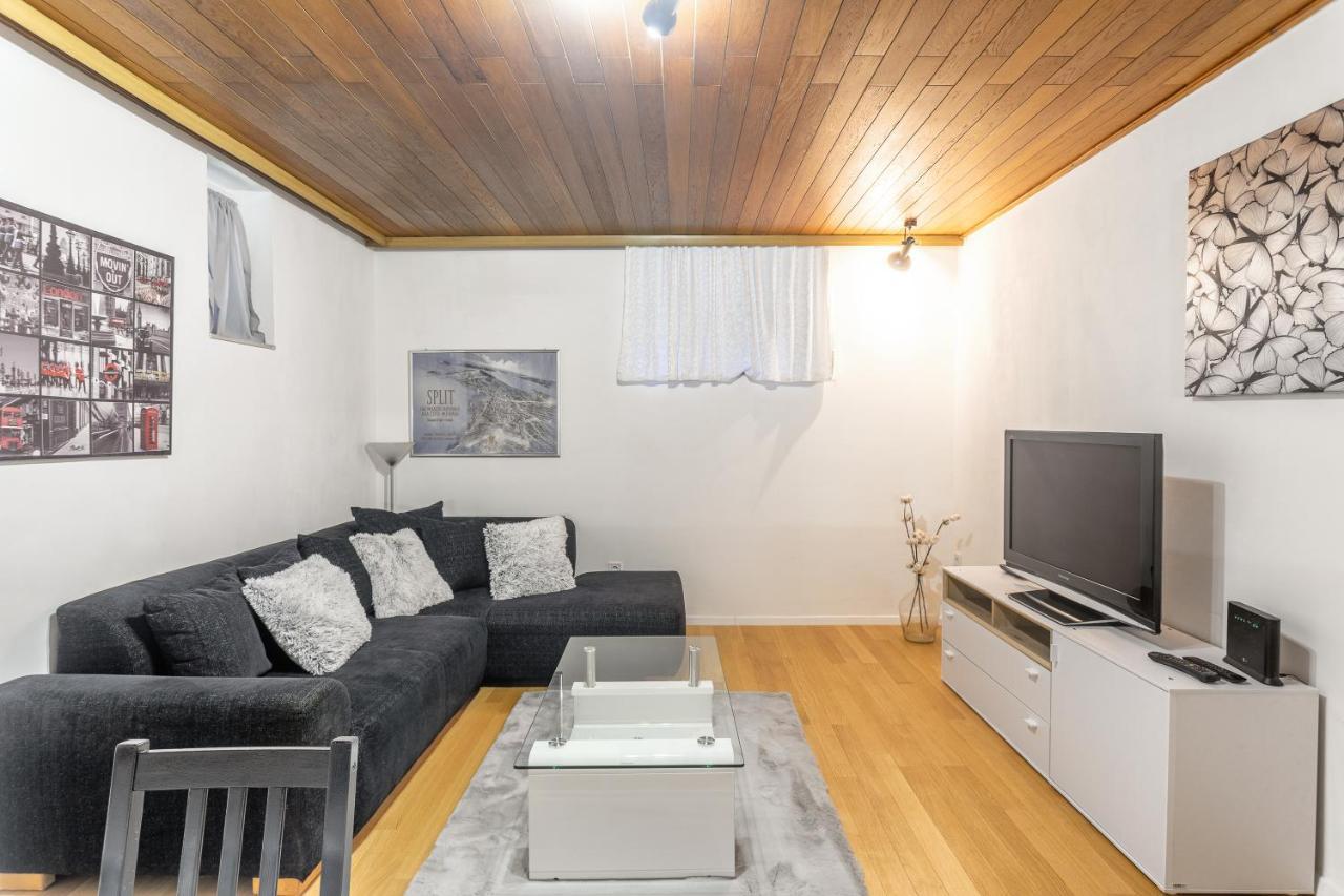 Apartment Viktor Split